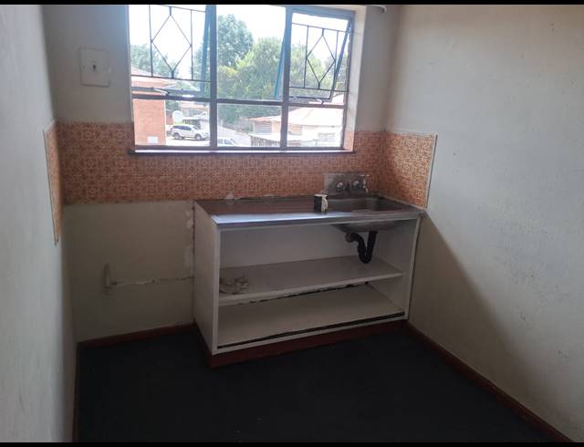 2 bed property to rent in PRIMROSE